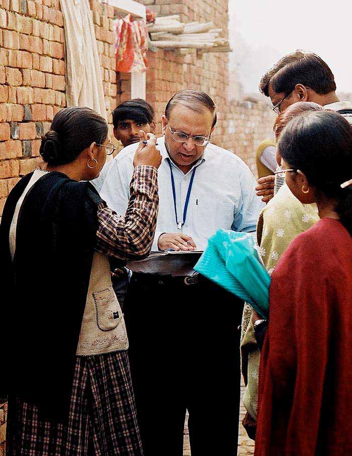 Polio Hunters