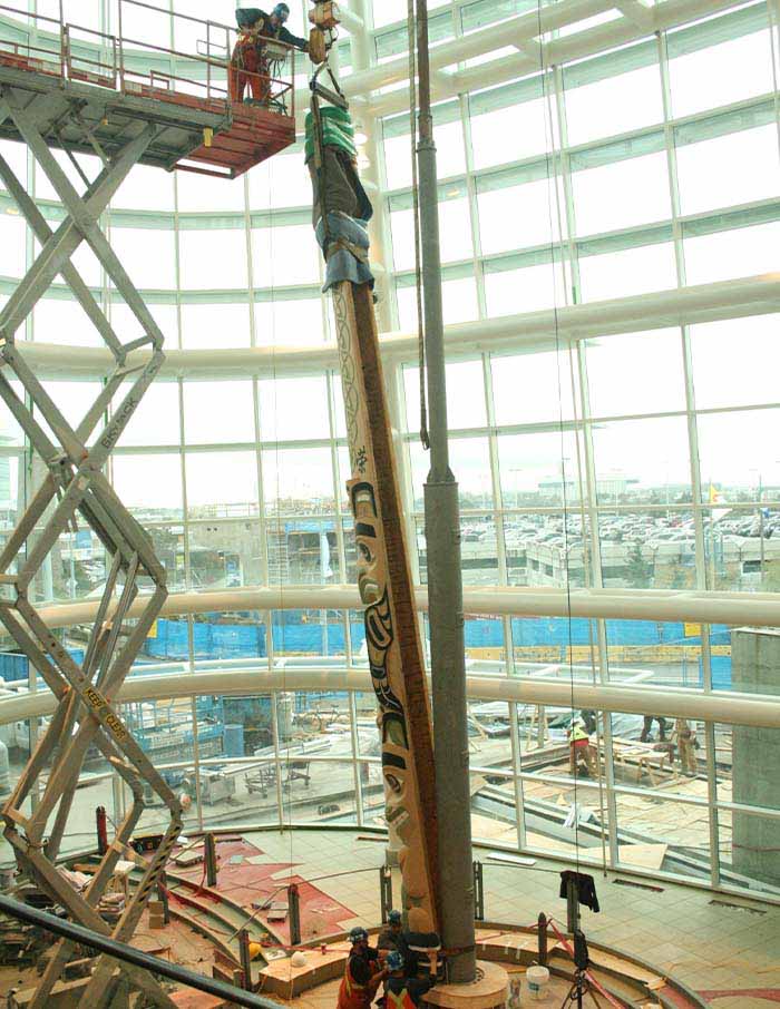 The Making of a Haida Totem Pole